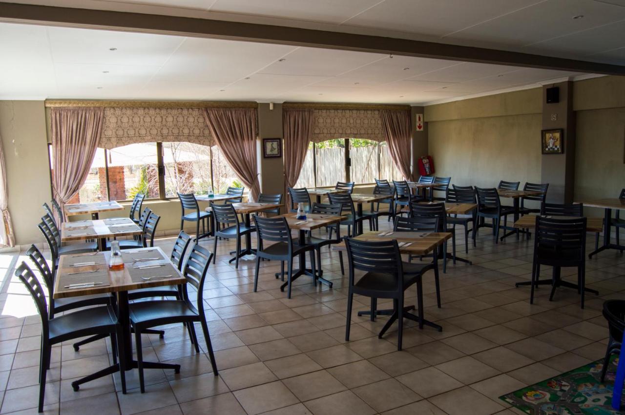 Crystal Rose Lodge & Spa Krugersdorp Exterior foto